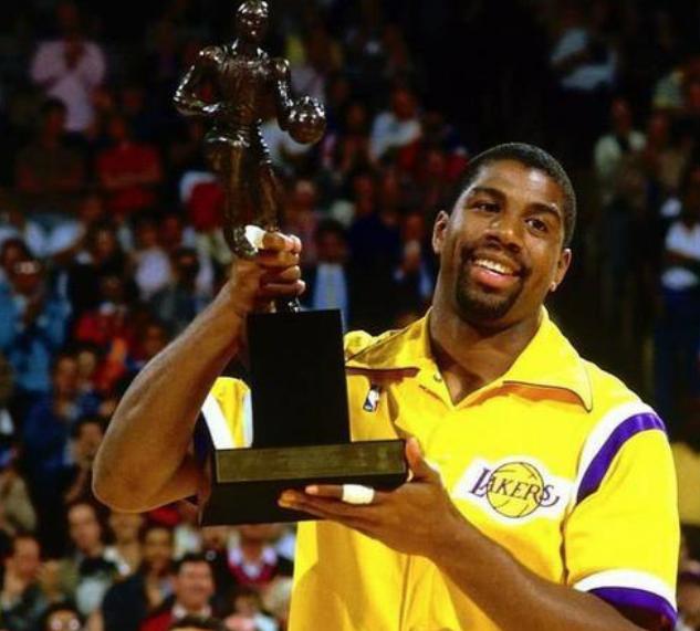 三名女选手 三名女选手